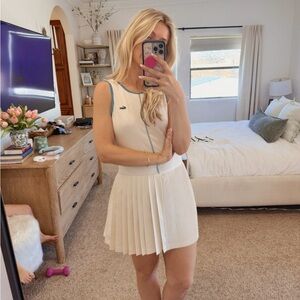 White Sleeveless Pleated Dress
